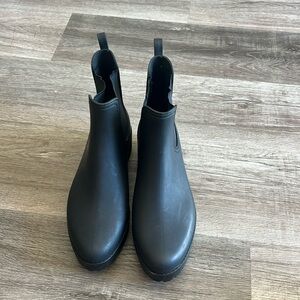 Size 10 Jeffery Campbell water proof ankle boots